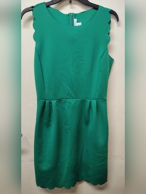 Carolina Belle Green Dress Size 6